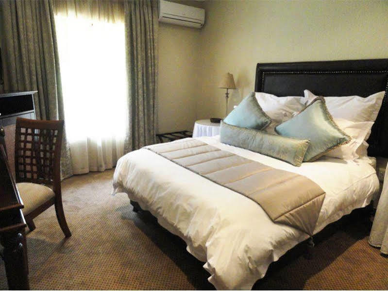Black Eagle Hotel & Spa รัวเดอพวร์ต ภายนอก รูปภาพ